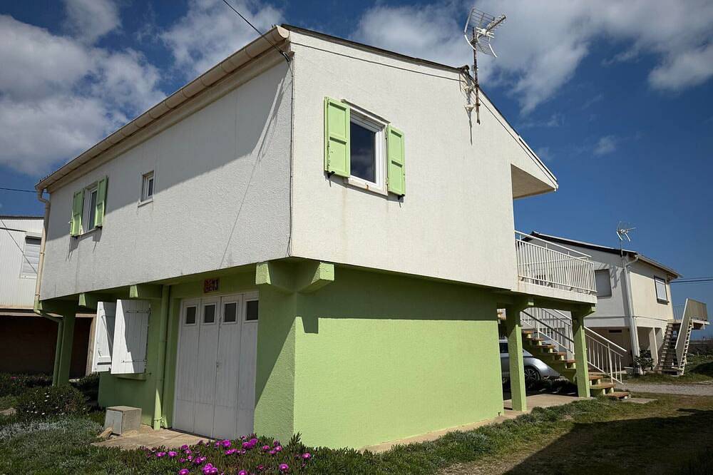 Chalet 7 Pers. Gruissan, Proche Plage, Terrasse, Parking, Équipé in Gruissan (Ville), Gruissan