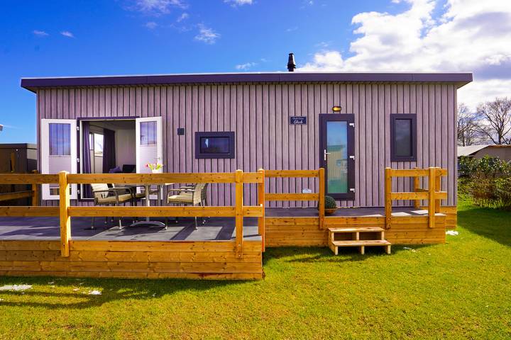 Camping für 4 Personen, mit Terrasse in Ostholstein