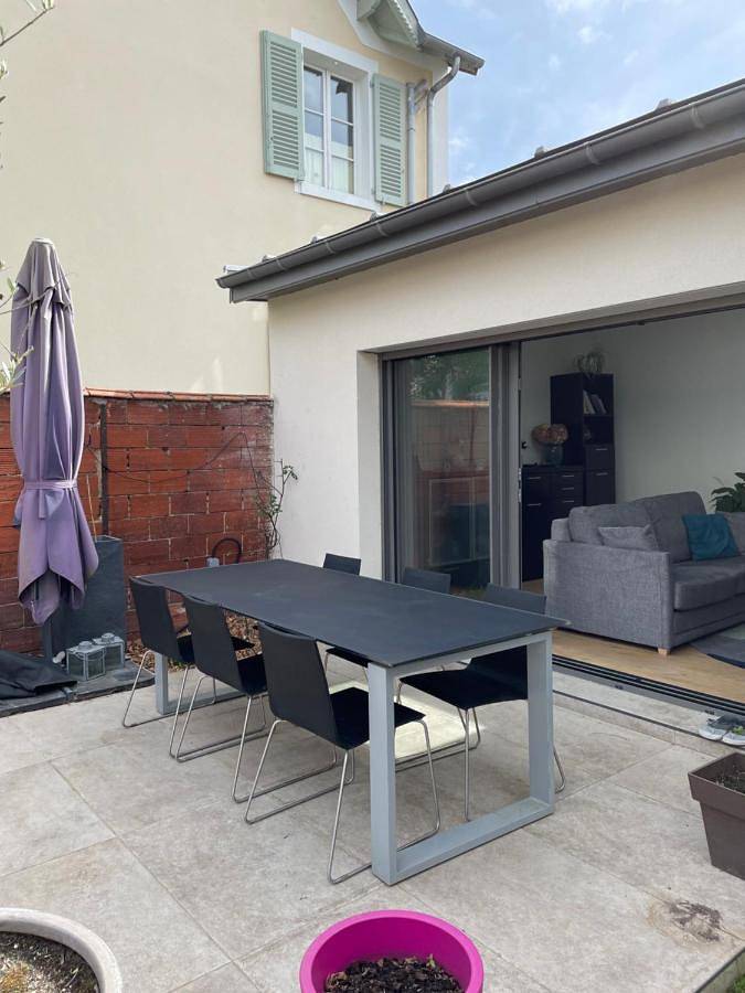 Maison de famille à Chatou - 20 mins Rer Paris - Jusqu'à 7 personnes in Chatou, Yvelines