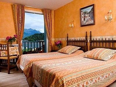 Logis Hôtel Les Cimes in Argelès-Gazost, Pyrénées