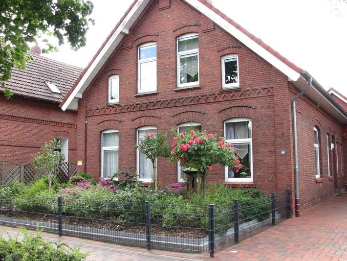 Ferienwohnung für 7 Personen, mit Terrasse und Garten in Leer - 4