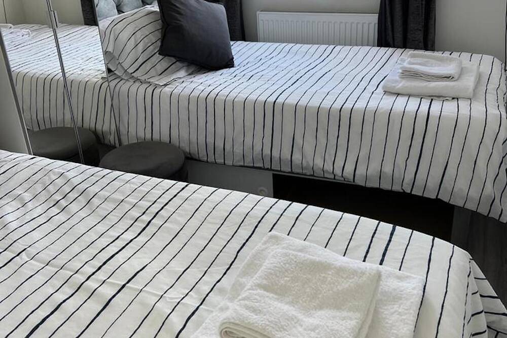 Private studio Apartment/Flat in London  in Lewisham, London
