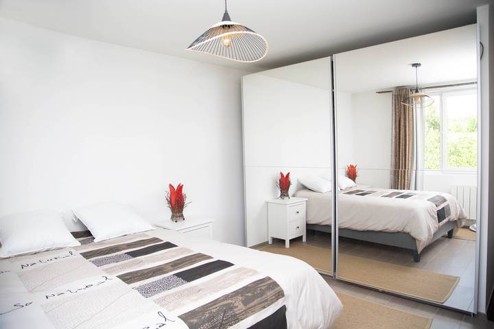 Appartement entier, Le Loft Majestueux - Loft de 250 m² avec parking in Deuil-la-Barre, Val-d'Oise