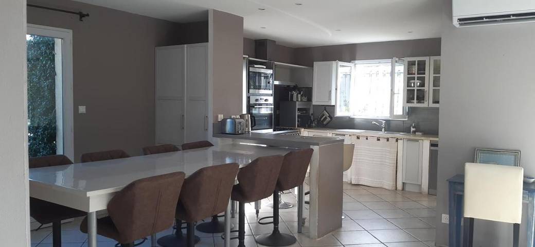 Maison d’hôte pour 6 personnes, avec piscine et jardin à Argilliers - 3
