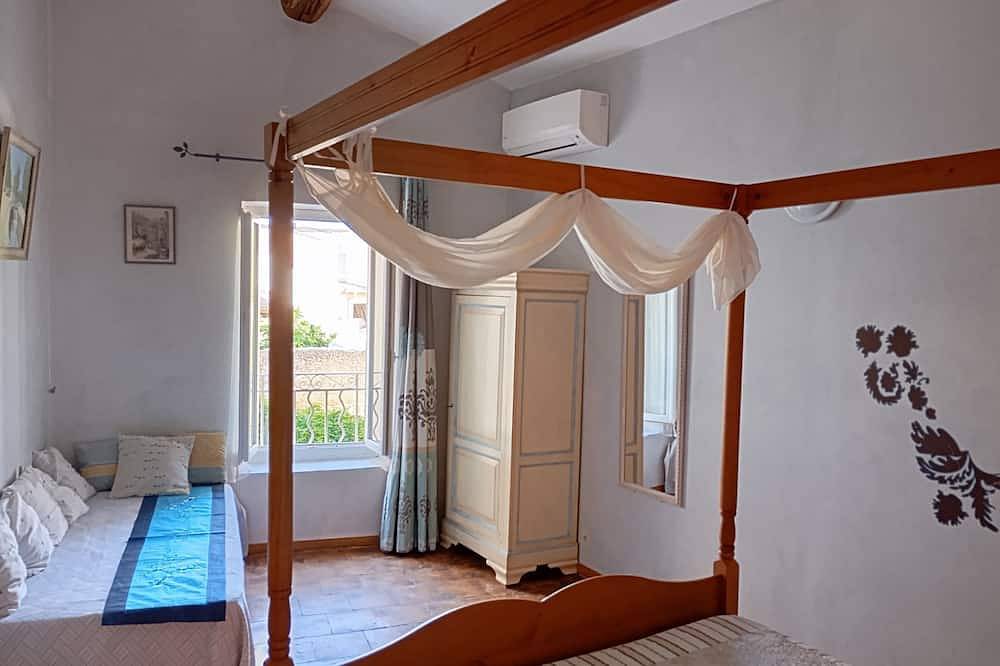 Konditionierte charmantes Haus mit privatem Pool in der Nähe von Valras Strand und Béziers in Puisserguier, Mittelmeerküste (Frankreich)