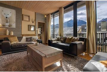 Gîte pour 18 personnes, avec terrasse à Vielle-Aure