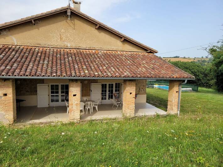 Gîte pour 7 personnes, avec piscine ainsi que jardin et terrasse dans le Tarn - 2