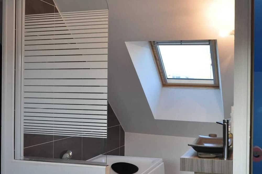 Apartamento entero, Homerez - Apartamento en Charleville-Mézières in Charleville-Mézières, Ardenas