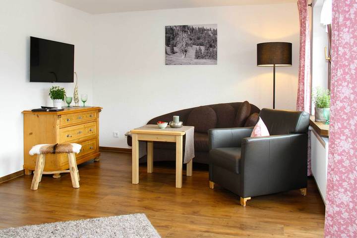 Ferienwohnung für 2 Personen, mit Sauna und Balkon in Oberstdorf