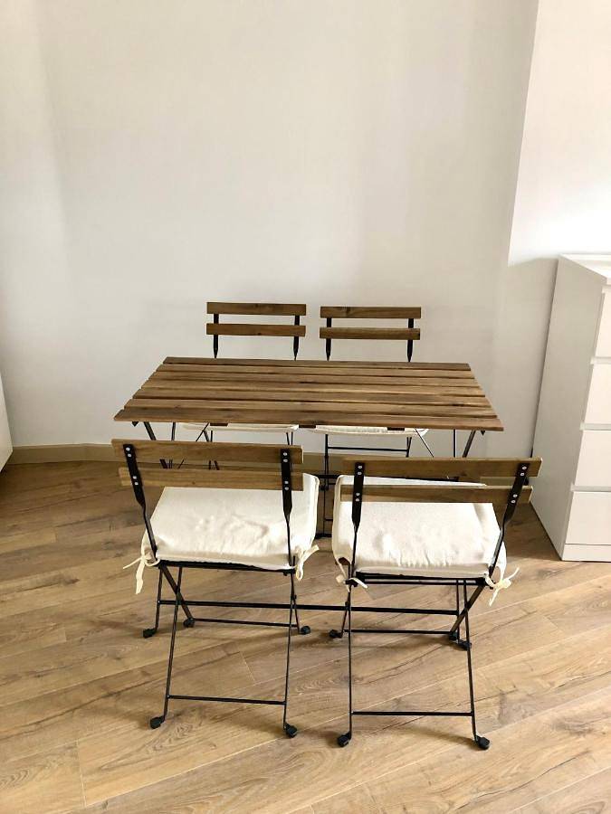Appartement entier, Logement neuf, tout confort, au coeur du village in Saint-Didier, Parc naturel régional du Mont-Ventoux