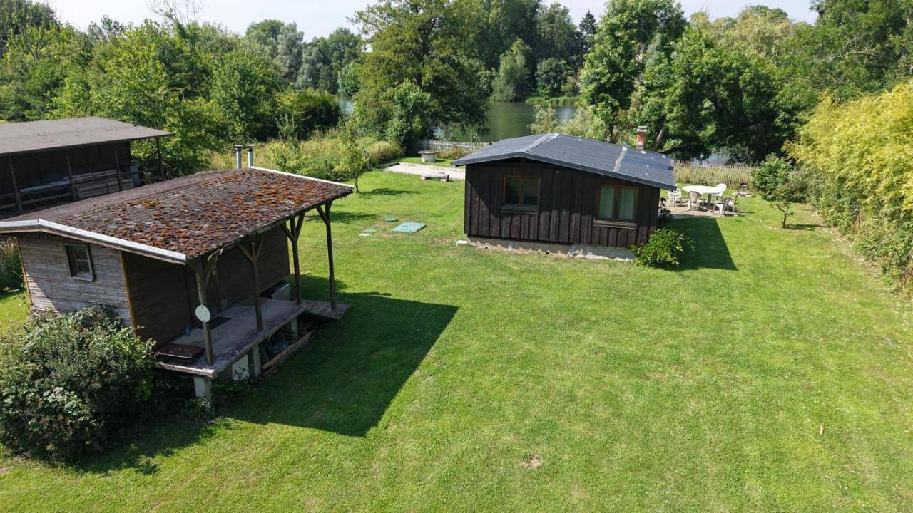 Chalet sans voisin, rivière, nature, terrain clos in Rigny, Haute-Saône