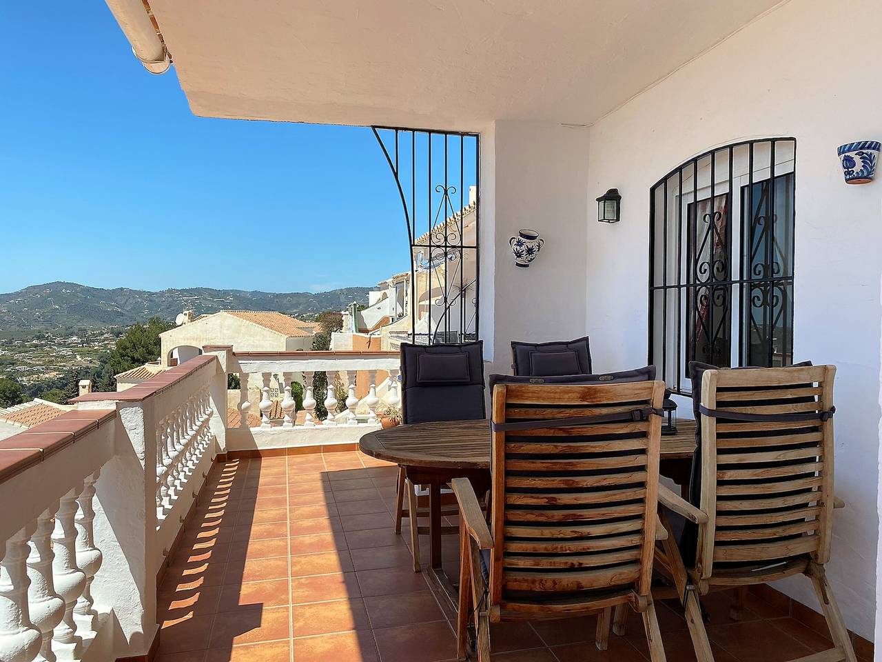 Entire apartment, 2-Bedroom Apartment with Panoramic View in Nerja in Nerja, Costa del Sol