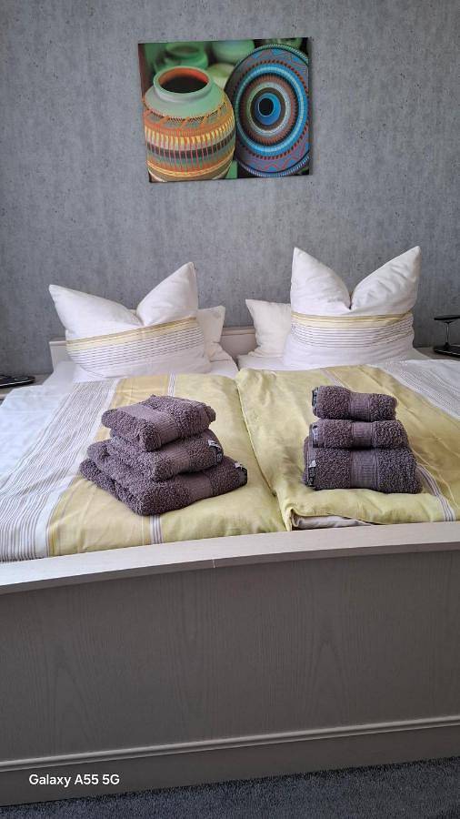Ferienhaus für 5 Personen, mit Terrasse und Kinderpool sowie Sauna und Ausblick in Bad Frankenhausen