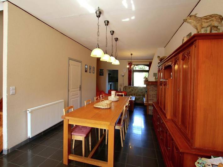 Location de vacances pour 9 personnes, avec jardin ainsi que terrasse et sauna, animaux acceptés à Herbeumont - 3