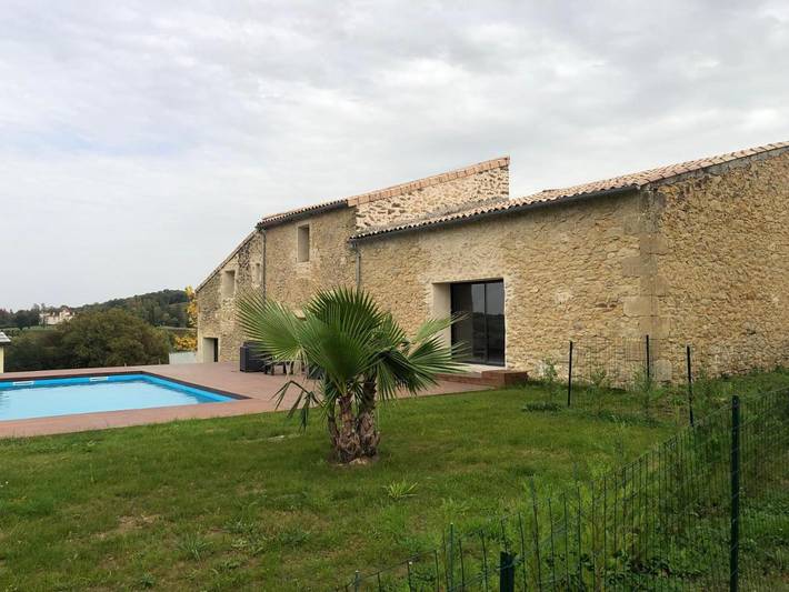 Location de vacances pour 8 personnes, avec jardin ainsi que piscine et vue à Le Pian-sur-Garonne - 2