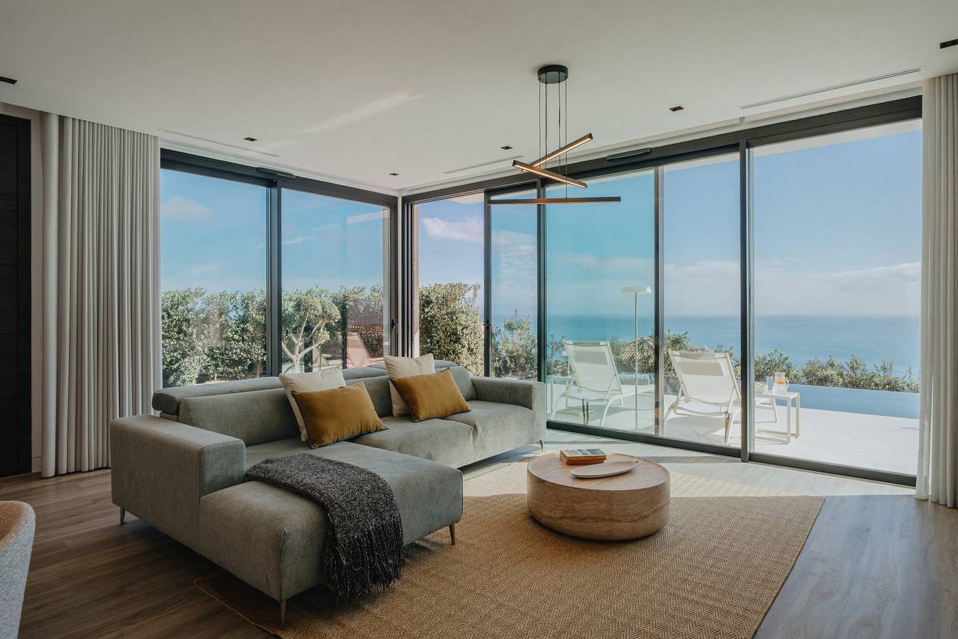 Villa Guindaste Ii - Luxe avec piscine et vue sur la mer in Île de Madère