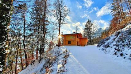 Ferienhaus für 4 Personen, mit Terrasse und Ausblick sowie Garten und Seeblick in Tirol