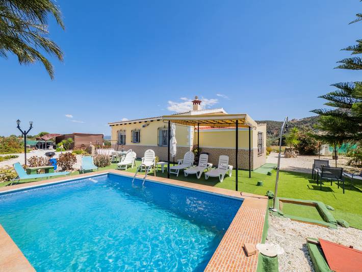 Casa rural para 7 personas, con terraza y jardín en Coín - 4