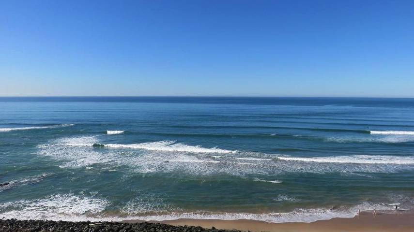 Location de vacances pour 4 personnes, avec jardin ainsi que bassin pour enfant et piscine, animaux acceptés dans Plage de la côte des Basques - 4
