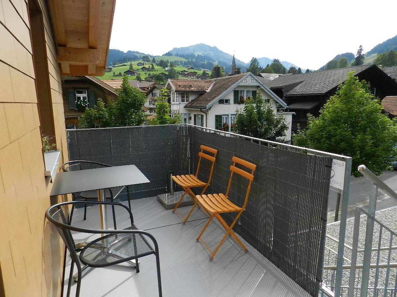 Ganze Wohnung, Simme-Tröimli in Saanenmöser, Zweisimmen