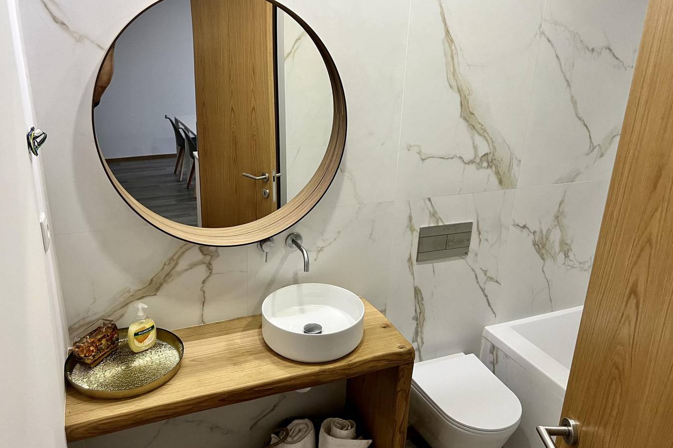 Estudio entero, Estudio para 4 personas con terraza in Aver-o-Mar, Amorim e Terroso, Distrito de Porto