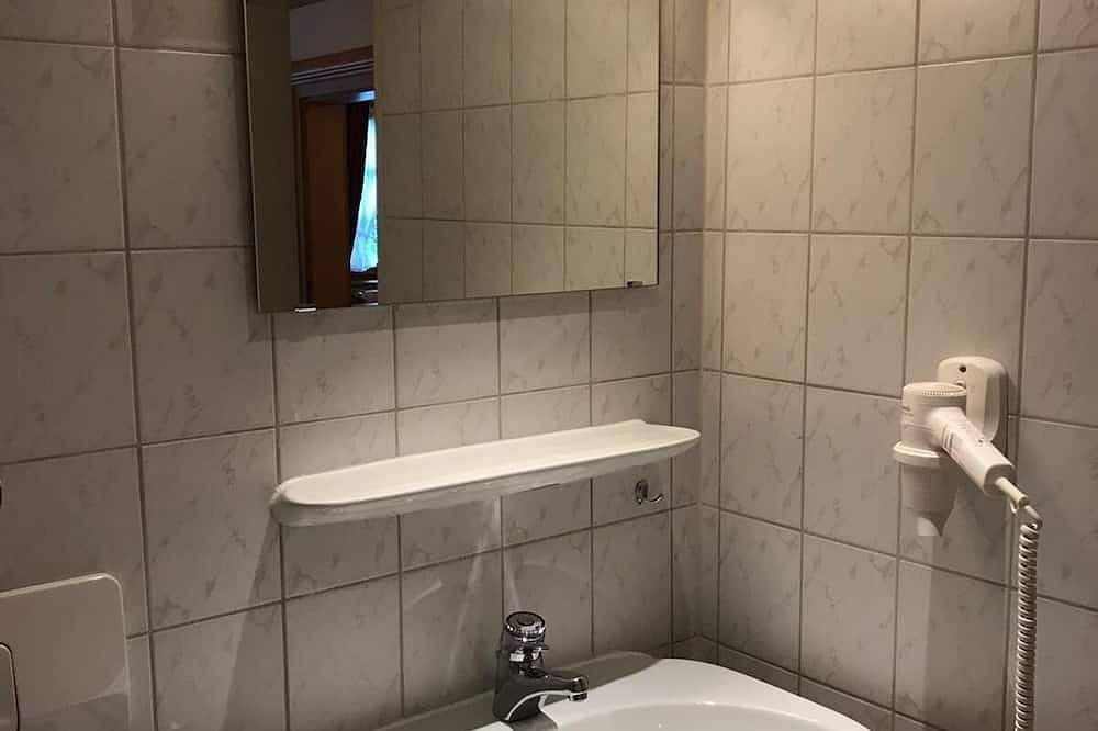 Ganze Wohnung, Ferienwohnung/App. für 4 Gäste mit 70m² in Kochel am See in Walchensee