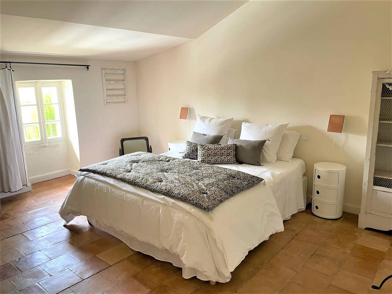 Preciosa villa del siglo Xviii, Maillane in Maillane, Region de Arles