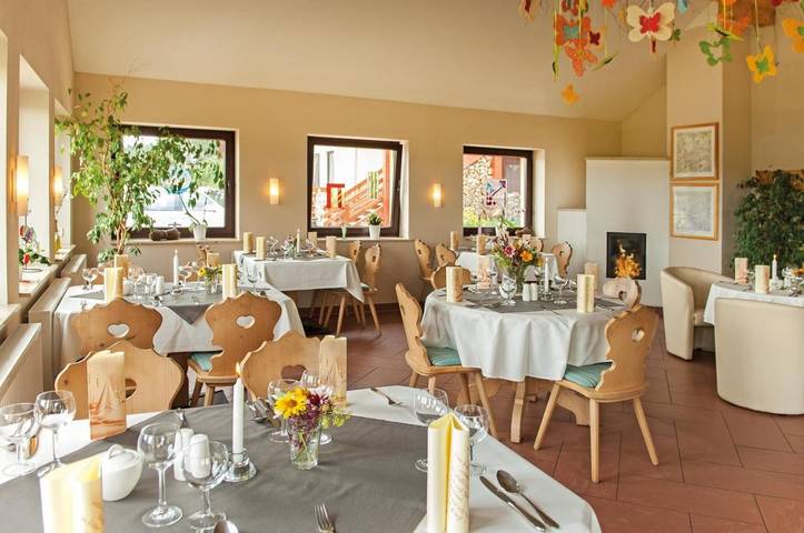 Hotel für 3 Personen, mit Balkon und Terrasse sowie Garten und Sauna am Fläming - 3