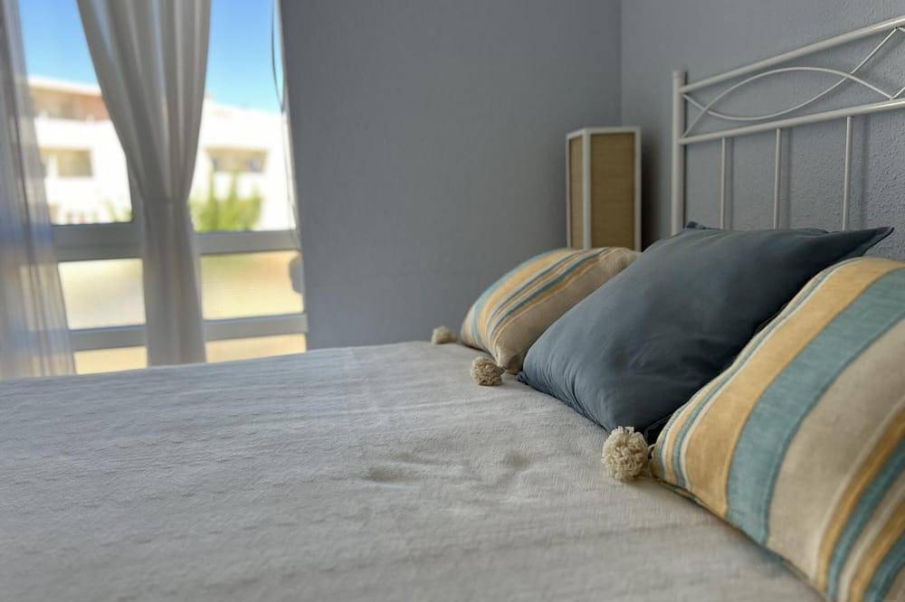 Entire apartment, Bright apartment in Somo in Somo, Ribamontán al Mar
