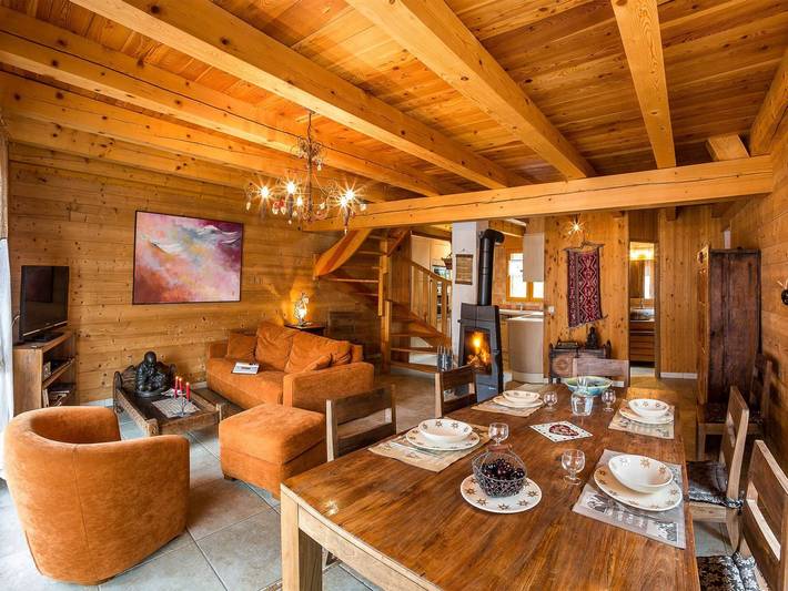 Chalet pour 6 personnes, avec jacuzzi et jardin