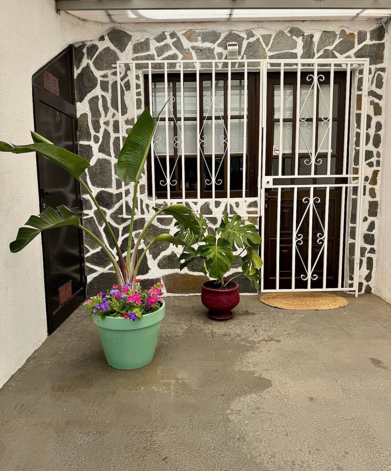 Entire apartment, Apartment 'Mirador Tajogaite - El Paso' with Shared Pool, Garden and Wi-Fi in El Paso (La Palma), La Palma South