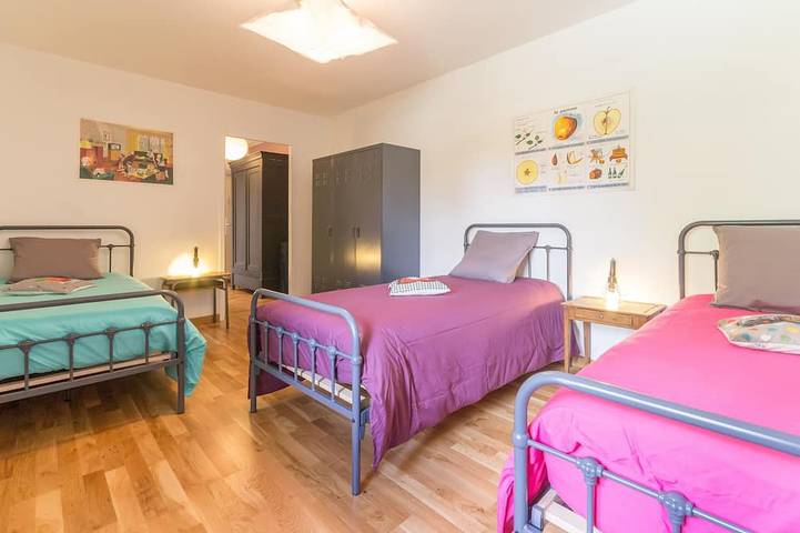 Location de vacances pour 7 personnes, avec jardin et terrasse à Nolay - 3