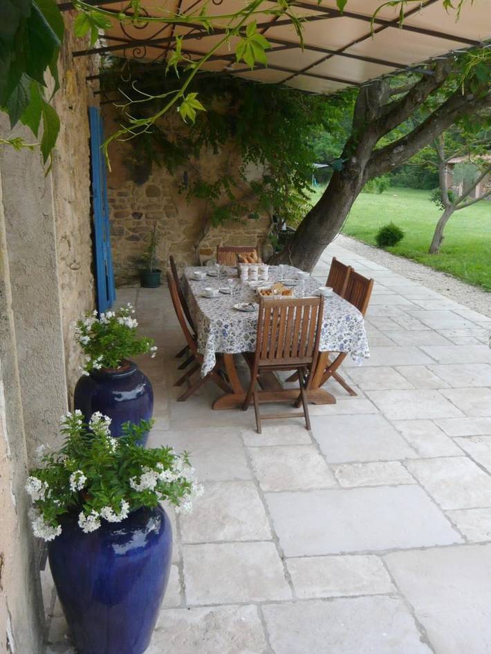 Chambre d’hôte pour 2 personnes, avec jardin et terrasse ainsi que vue et piscine à Crillon-le-Brave - 3