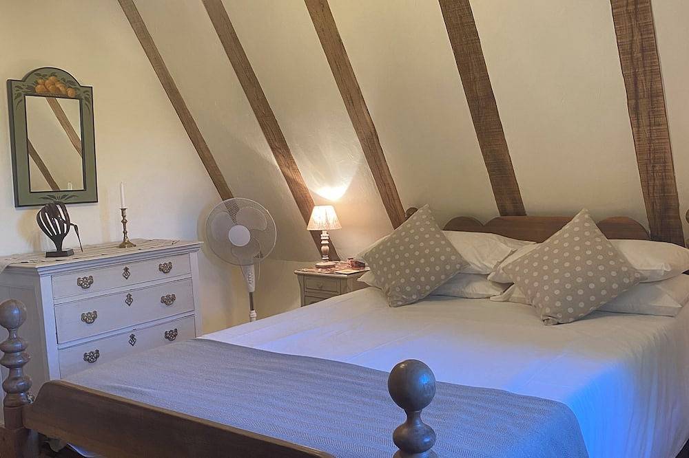 Ravissant maison 4* en pierre d'époque près de Montignac, grande piscine et wifi in Thonac, Périgord Noir