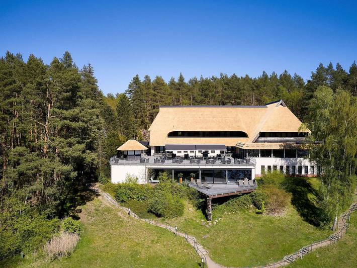 Ferienwohnung für 3 Personen, mit Pool und Garten sowie Sauna in Nossentiner Hütte - 2
