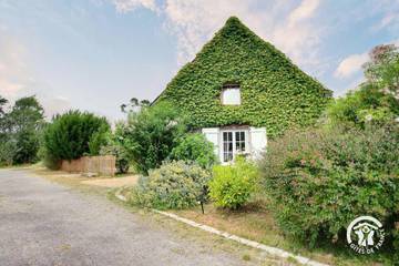 Gîte pour 4 personnes, avec jardin à Langonnet