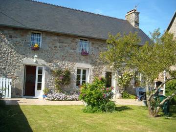 Gîte pour 8 personnes, avec jardin, animaux acceptés à Orval