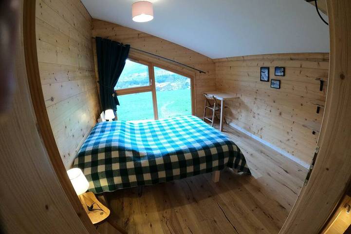 Gîte pour 8 personnes, avec terrasse et jardin à Séez - 4