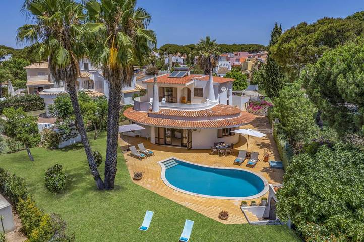 Villa für 6 Personen, mit Garten - 1