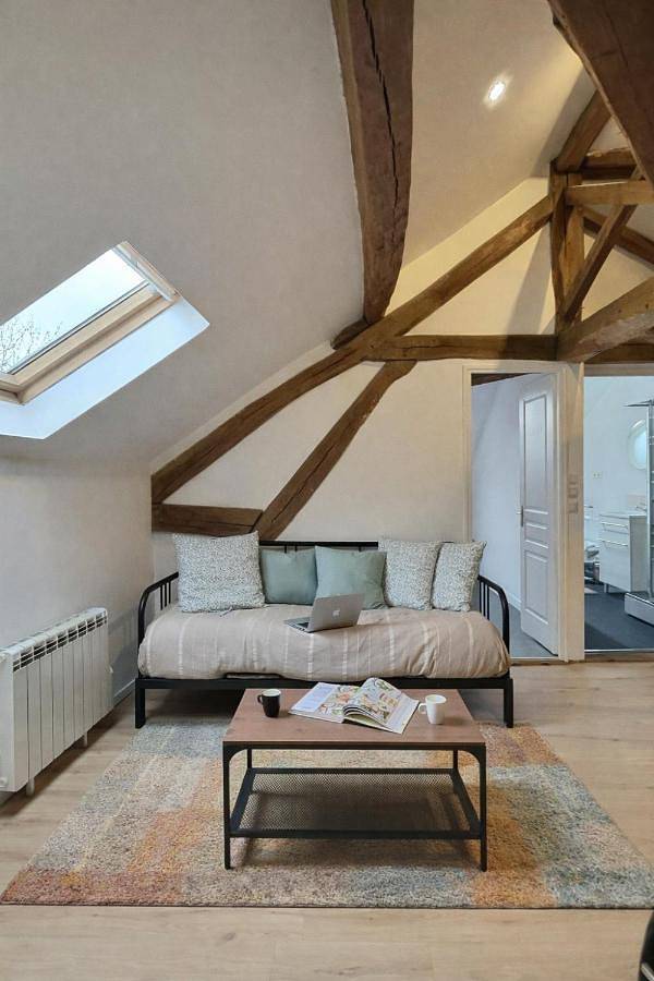 Gîte pour 4 personnes, avec Vue à Villebois