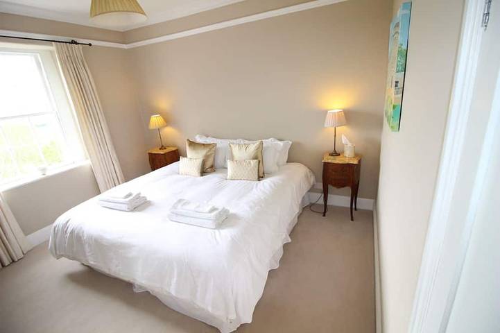 Cottage for 4 people, with terrace in Bath