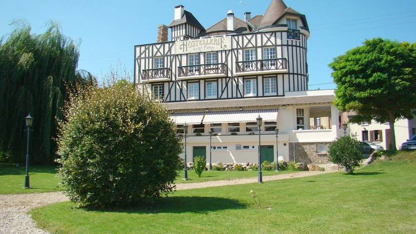 Hôtel pour 2 personnes, avec Terrasse ainsi que Jardin et Vue