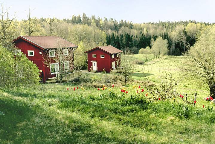 Hus för 6 Personer med trädgård in Svenska Östersjön