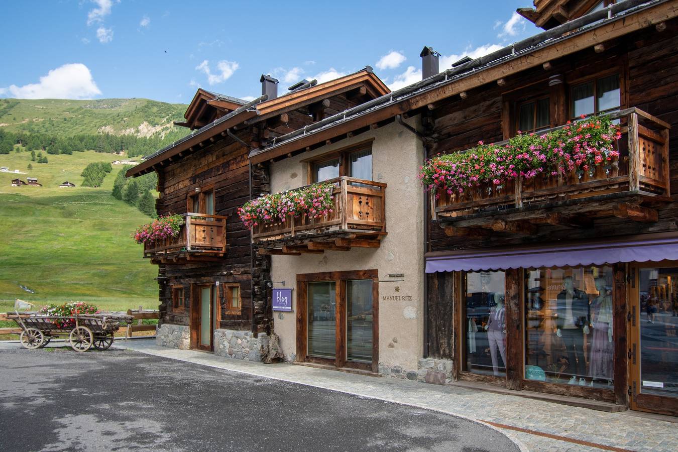 Ganze Wohnung, Apartment 'Lamada' mit Bergblick, Balkon und Wlan in Livigno (Stadt), Livigno