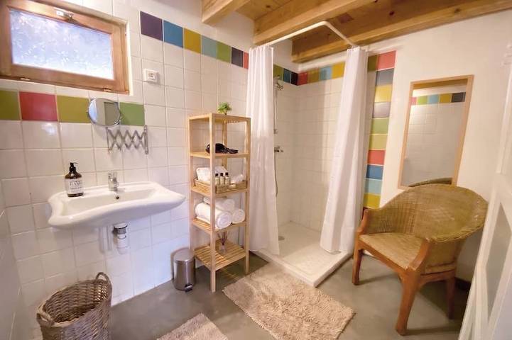 Chambre d’hôte pour 4 personnes à Jouques - 4