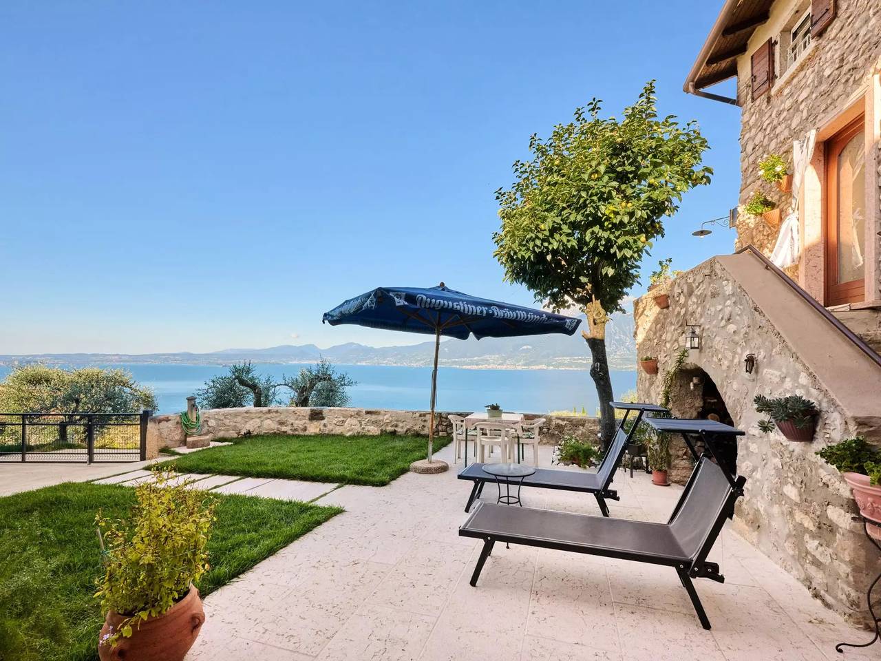 Ganze Wohnung, 2 Zimmer 2 Personen in Torri del Benaco, Gardasee-Berge