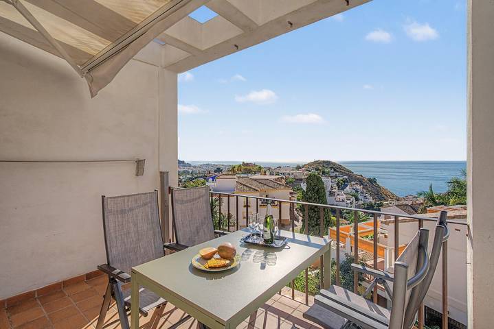 Ferienhaus 'Oliva' mit Meerblick, WLAN und Klimaanlage in Playa San Cristobal, Almuñecar
