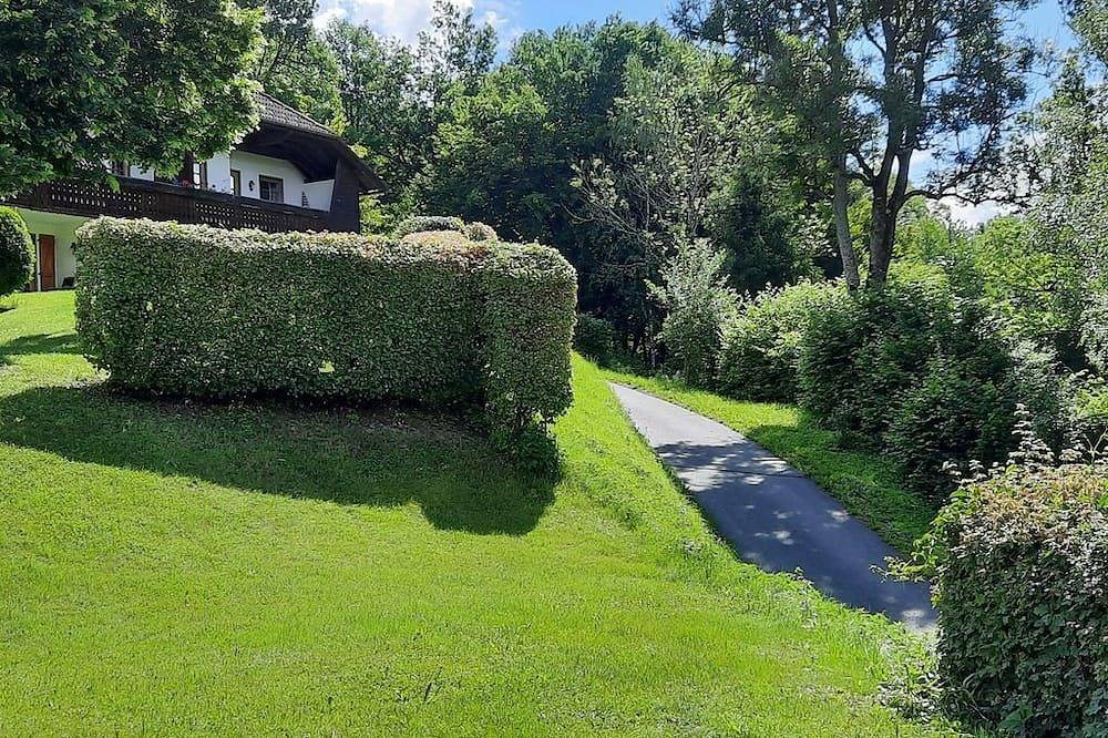 Ganze Wohnung, Altes Forsthaus - Apartment Nr. 7 - Schloss Wasserleonburg in Nötsch im Gailtal, Gailtal