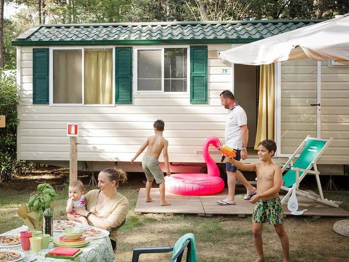 Camping per 5 persone, con Piscina per bambini sulla Riviera Adriatica