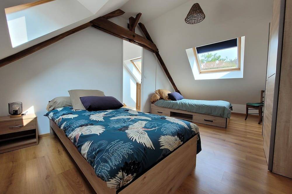 Maison avec terrasse sur le plateau de Millevaches in Pérols-sur-Vézère, Région d'Ussel